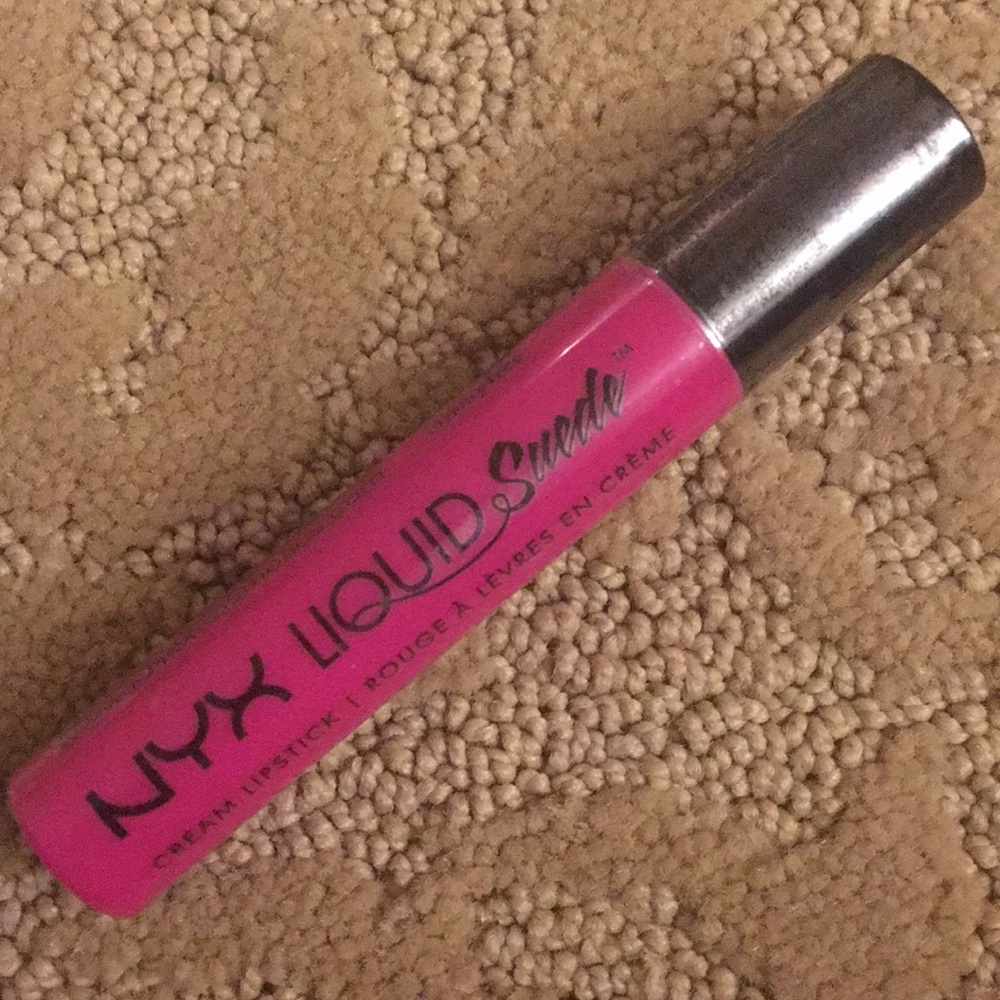 NYX Liquid Suede Cream Lipstick Hot Pink Rose Lust